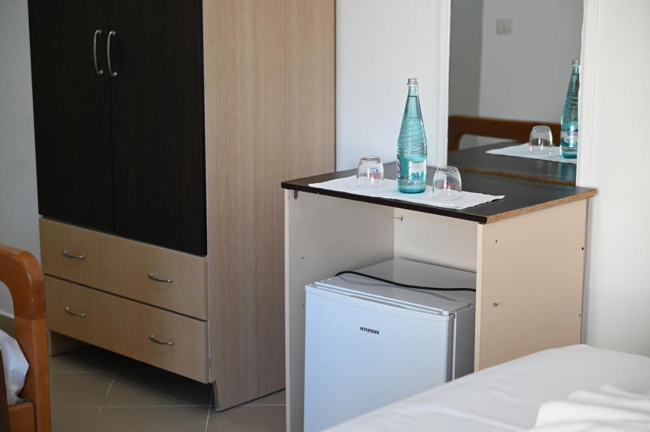 Vila Oxinn Kryemedhej Ngoại thất bức ảnh