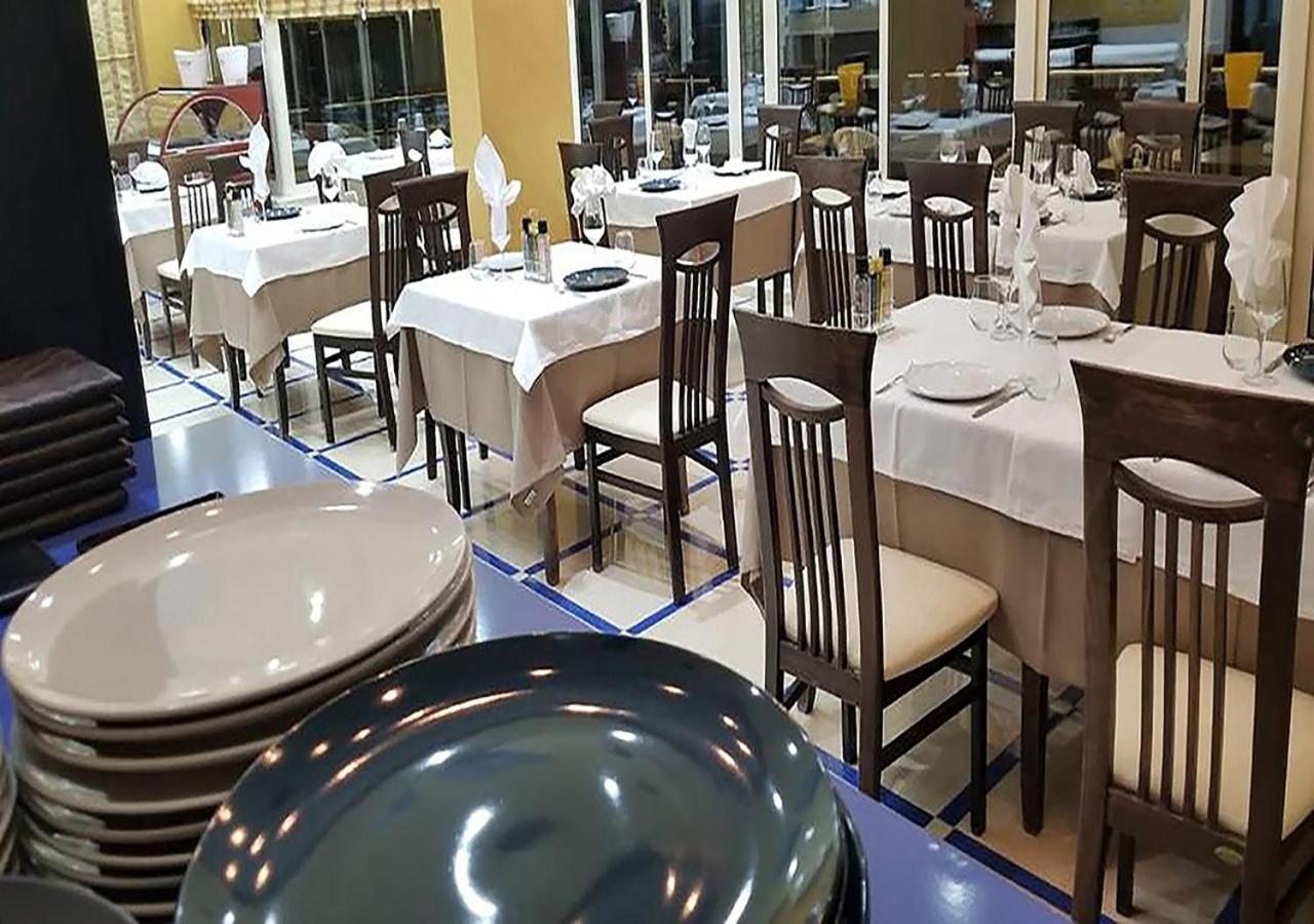 Vila Oxinn Kryemedhej Ngoại thất bức ảnh
