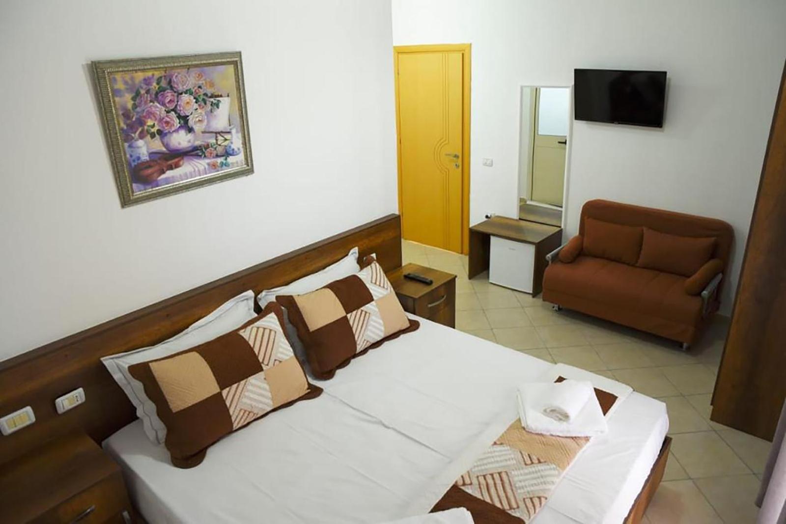 Vila Oxinn Kryemedhej Ngoại thất bức ảnh